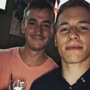 Meet your Posher, Thomas